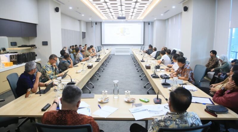 Cik Ujang Dorong Percepatan Pelabuhan Tanjung Carat, Sumsel Bidik Gerbang Ekspor Baru Cik Ujang Dorong Percepatan Pelabuhan Tanjung Carat, Sumsel Bidik Gerbang Ekspor Baru