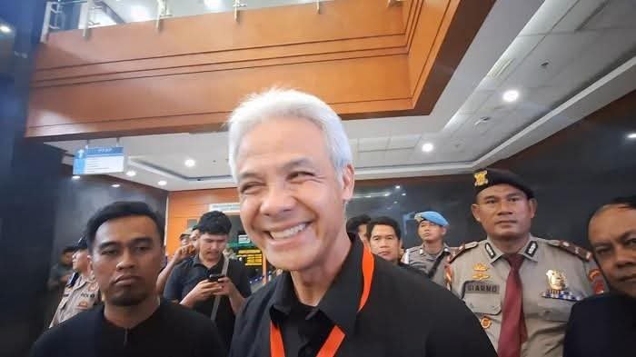Ganjar Pranowo Tegas Bantah Tuduhan Menggerakkan Demonstrasi Mahasiswa