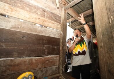 Mendagri Tito Luncurkan Renovasi 22.379 Rumah di Tanah Papua