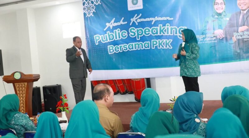 PKK Kota Bekasi Gelar Seminar Public Speaking untuk Tingkatkan Kapasitas Kader PKK Kota Bekasi Gelar Seminar Public Speaking untuk Tingkatkan Kapasitas Kader