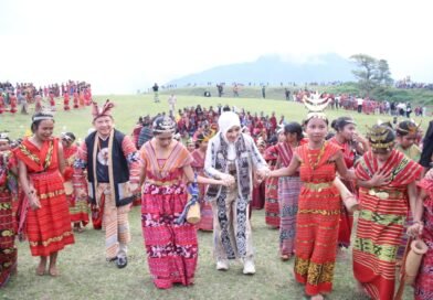 Mendagri Tito Buka Festival Fulan Fehan 2026, Pererat Persahabatan Indonesia-Timor Leste Lewat Tarian Budaya