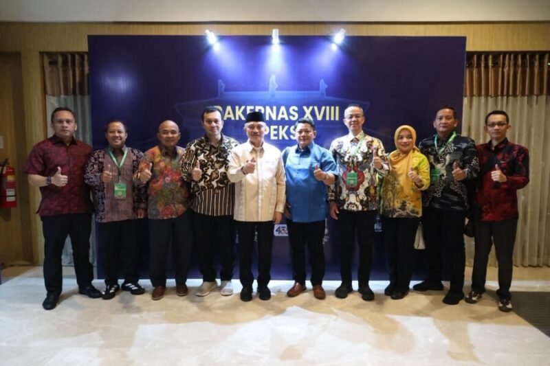 Wakil Wali Kota Bekasi Abdul Harris Bobihoe Beserta jajaran menghadiri pembukaan Rapat Kerja Nasional (Rakernas) XVIII APEKSI Tahun 2026 yang berlangsung di Grand City Hall, Kota Medan, Provinsi Sumatera Utara, Rabu (1/7/2026).