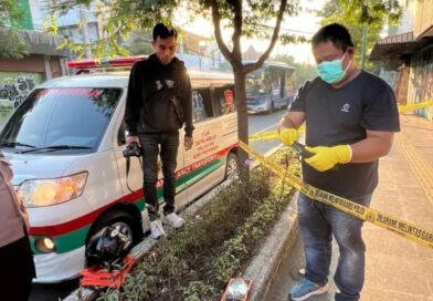 Lansia Pengemudi Bentor Meninggal di Depan Toko, Polisi Lakukan Penyelidikan