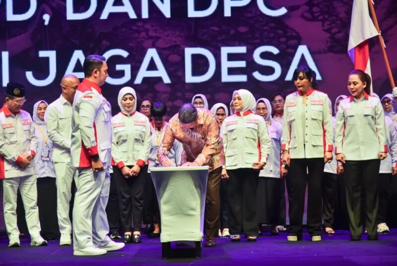 Sekjen DPP ABPEDNAS Adhitya Yusma Perdana Mendampingi Ketua Dewan Pembina Srikandi Jaga Desa Hashim Djojohadikusumo