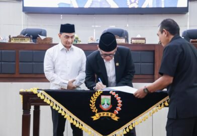 Wagub Banten Dorong Raperda Pendidikan Jadi Instrumen Transformasi SDM Berkualitas Wagub Banten Dorong Raperda Pendidikan Jadi Instrumen Transformasi SDM Berkualitas