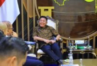 Dr. H. Herman Deru, menyampaikan arahan dengan manajemen Garuda Indonesia saat menerima audiensi di Ruang Tamu Gubernur Sumsel