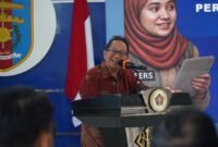 Direktur Sekolah Jurnalistik Indonesia sekaligus Penguji Lembaga UKW PWI Pusat, Marah Sakti Siregar, menyampaikan materi pada pembukaan Uji Kompetensi Wartawan (UKW) Angkatan ke-38 PWI Lampung di Balai Wartawan