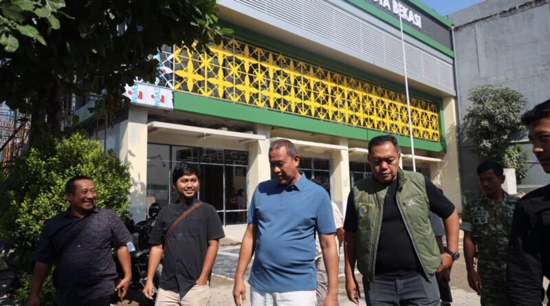 Tri Adhianto Wujudkan Perpustakaan Modern, Dorong Generasi Muda Bekasi Lebih Kreatif Tri Adhianto Wujudkan Perpustakaan Modern, Dorong Generasi Muda Bekasi Lebih Kreatif