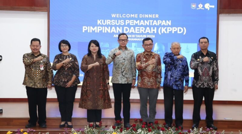 Wamendagri Bima Arya Dorong Regenerasi Kepemimpinan yang Berorientasi Keberlanjutan Wamendagri Bima Arya Dorong Regenerasi Kepemimpinan yang Berorientasi Keberlanjutan