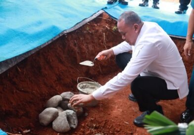 Wali Kota Tegaskan Kepastian Hukum Pendirian Rumah Ibadah Saat Groundbreaking Gereja St. Ignatius Wali Kota Tegaskan Kepastian Hukum Pendirian Rumah Ibadah Saat Groundbreaking Gereja St. Ignatius