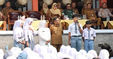 Sekolah Gratis Pemprov Banten Tingkatkan Jumlah Siswa Baru SMK PGRI Pandeglang Sekolah Gratis Pemprov Banten Tingkatkan Jumlah Siswa Baru SMK PGRI Pandeglang