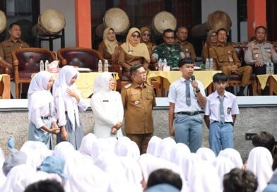 Sekolah Gratis Pemprov Banten Tingkatkan Jumlah Siswa Baru SMK PGRI Pandeglang Sekolah Gratis Pemprov Banten Tingkatkan Jumlah Siswa Baru SMK PGRI Pandeglang