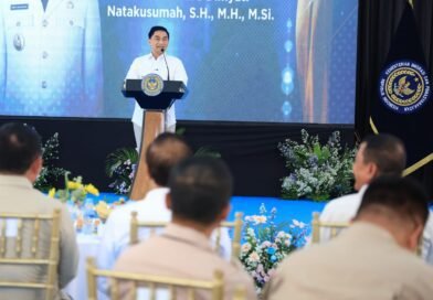 Wagub Dimyati Sampaikan Perkembangan Program Sekolah Gratis kepada Kepala Staf Kepresidenan Wagub Dimyati Sampaikan Perkembangan Program Sekolah Gratis kepada Kepala Staf Kepresidenan