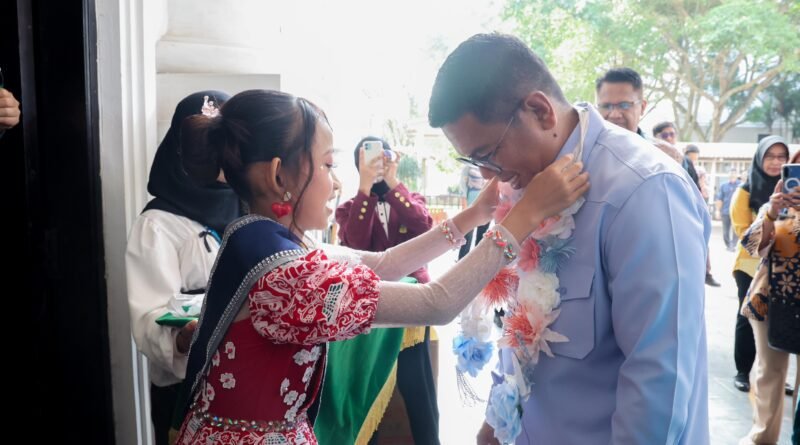 Gubernur Banten Dorong Sinergi Pemangku Kepentingan Ciptakan Ruang Aman bagi Anak Gubernur Banten Dorong Sinergi Pemangku Kepentingan Ciptakan Ruang Aman bagi Anak