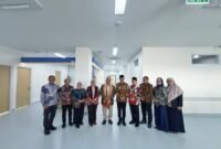 Gubernur Lampung bersama Menteri PPN/Kepala Bappenas, Rektor Universitas Lampung, serta para pemangku kepentingan berfoto bersama usai peluncuran National Cassava Center di Universitas Lampung, Jumat (24/7/2026)