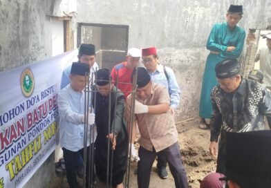 Sugiat Santoso Hadiri Peletakan Batu Pertama Pembangunan Pondok Pesantren Dai & Tahfiz Nur Asyqi