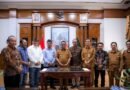 Andra Soni Dukung Penguatan Kerukunan Umat Beragama Lewat Silaturahmi dengan Umat Hindu