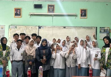 Literasi Hukum UWM Bekali Siswa Kenali Risiko Penipuan Rekrutmen Daring Literasi Hukum UWM Bekali Siswa Kenali Risiko Penipuan Rekrutmen Daring