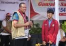 Peduli Kesehatan Mata Pelajar, Wali Kota Bekasi dan IROPIN Bagikan 300 Kacamata Gratis
