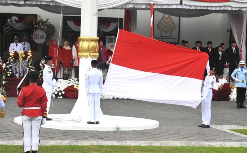 Upacara HUT ke-81 RI di Yogyakarta, Hasto Dorong Semangat Gotong Royong dan Produk Lokal Upacara HUT ke-81 RI di Yogyakarta, Hasto Dorong Semangat Gotong Royong dan Produk Lokal