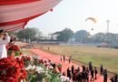 Langit Kota Serang Dihiasi Merah Putih, Paramotor Meriahkan HUT RI Langit Kota Serang Dihiasi Merah Putih, Paramotor Meriahkan HUT RI