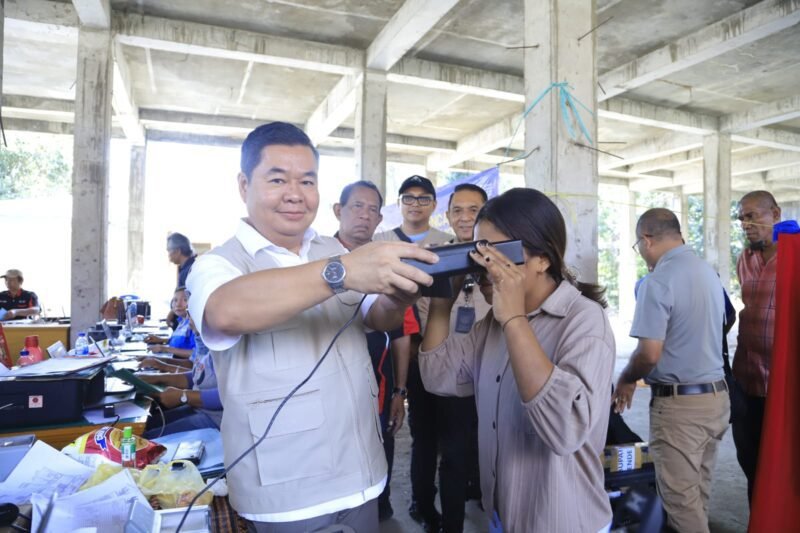 Pasca Gempa NTT, Tim Dukcapil Pulihkan Hak Sipil Warga dengan Terbitkan 3.055 Dokumen