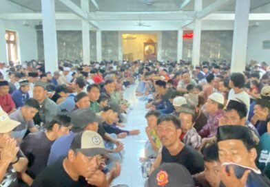 Maulid Nabi di Kampung Kepuh Sindangheula Meriah, Tradisi Panjang Mulud Terus Dilestarikan