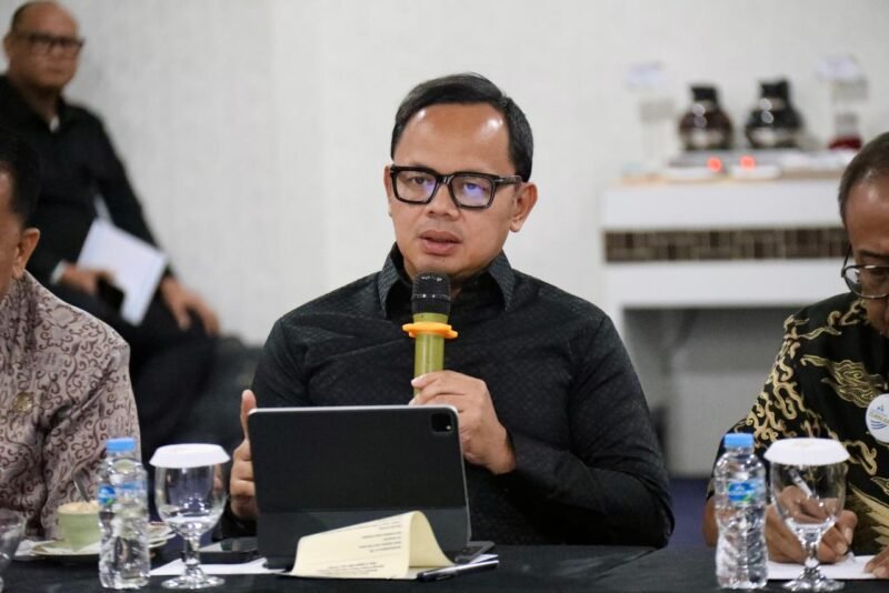 Perkuat Ekonomi Daerah, Wamendagri Bima Arya: Pemerintah Pusat Terus Matangkan Kebijakan Perkuat Ekonomi Daerah, Wamendagri Bima Arya: Pemerintah Pusat Terus Matangkan Kebijakan