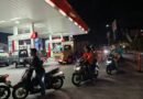 Pertalite Dibatasi, Warga dan Ojol di Yogyakarta Terpaksa Antre hingga Malam Pertalite Dibatasi, Warga dan Ojol di Yogyakarta Terpaksa Antre hingga Malam