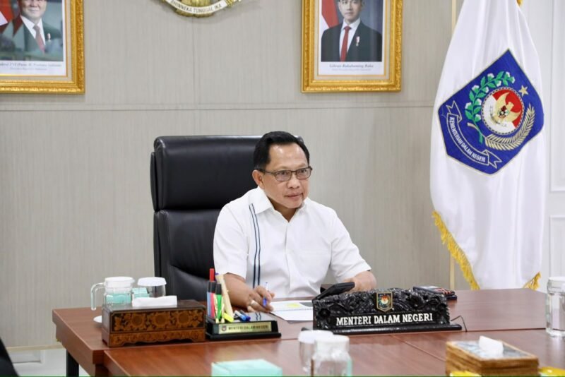 Anak Krakatau Erupsi, Mendagri Perintahkan Pemda Terdampak Tingkatkan Kesiapsiagaan