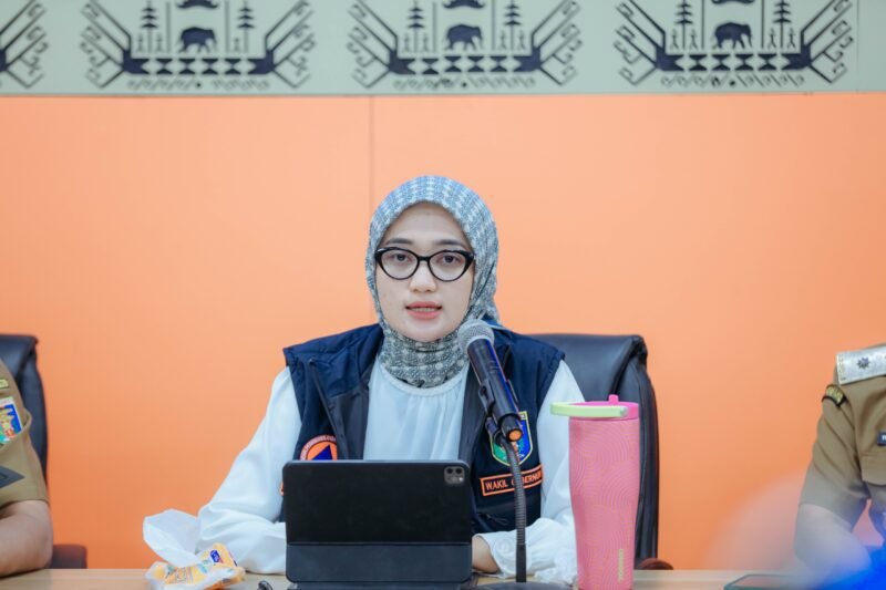 Dampak Erupsi Menurun, Sekolah Kembali Dibuka dan Penerbangan Mulai Normal Dampak Erupsi Menurun, Sekolah Kembali Dibuka dan Penerbangan Mulai Normal