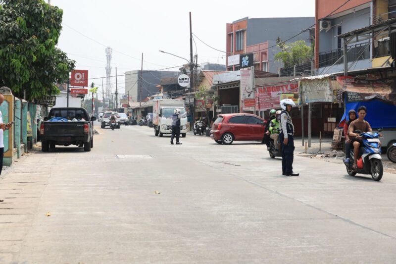 Jalan Jatimakmur Makin Nyaman, Wali Kota Bekasi Tuntaskan Masalah Genangan Yang Sudah Menahun Jalan Jatimakmur Makin Nyaman, Wali Kota Bekasi Tuntaskan Masalah Genangan Yang Sudah Menahun