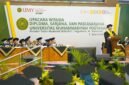  Kevin Kristian Chandra, Wisudawan UMY prodi MARS saat menyampaikan sambutan dalam prosesi wisuda UMY