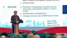 Direktur Jenderal (Dirjen) Bina Keuangan Daerah (Keuda) Kemendagri Agus Fatoni saat menjadi narasumber pada Rapat Penguatan Tata Kelola Lembaga Dewan Kerajinan Nasional (Dekranas), TP PKK, dan Tim Pembina Posyandu se-Indonesia Bagian Barat di Hotel Bidakara, Jakarta, Senin (21/9/2026).