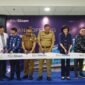 Prosesi pemotongan pita oleh Wali Kota Bekasi Tri Adhianto saat meresmikan Gedung B RS Siloam Sentosa di Bekasi Timur, Kota Bekasi  