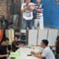 Terpidana YAKH alias Tio diamankan Tim Tabur Kejati Banten di Kabupaten Tegal (atas), lalu dibawa ke kantor kejaksaan untuk proses serah terima kepada Jaksa Eksekutor (bawah).