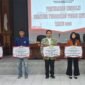 Pemda DIY serahkan secara simbolis BPTI 2026 kepada Universitas Gunungkidul, UNY, Universitas Widya Mataram, dan Politeknik ATK Yogyakarta.