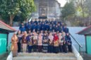 Sivitas akademika UWM Yogyakarta berziarah ke makam pendiri kampus di Imogiri dalam rangka Dies Natalis ke-44.