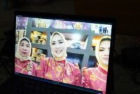 Ketua Umum Pengprov FGI Lampung Purnama Wulan Sari Mirza menyampaikan arahan dan melepas atlet senam ritmik Tri Wahyuni secara virtual untuk memperkuat Kontingen Indonesia di Asian Games 2026 Jepang, Sabtu (26/9/2026).