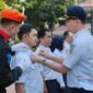 Pemberian penghargaan masa kerja kepada pekerja KAI Daop 6 Yogyakarta saat upacara peringatan HUT ke-81 KAI di KAI Corporate University Campus Darman Prasetyo, Yogyakarta,