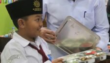 DPC Gerakan Pemuda Marhaenis (GPM) Kota Yogyakarta mendesak pemerintah daerah segera melakukan pemeriksaan lapangan usai menerima pengaduan wali murid terkait dugaan gangguan kesehatan siswa SD swasta di Umbulharjo setelah mengonsumsi menu Makan Bergizi Gratis