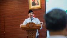 Achmad Dimyati Natakusumah memberikan sambutan sekaligus arahan pada Sosialisasi Pengelolaan ZIS-DSKL BAZNAS