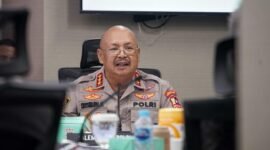 Komjen Pol. Prof. Dr. Cryshnanda Dwilaksana (Ketua Pusat Studi Ilmu Kepolisian). 