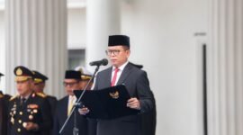 Andra Soni bertindak sebagai Inspektur Upacara pada Peringatan Hari Kesaktian Pancasila 2026 Tingkat Provinsi Banten di Lapangan Kantor Gubernur Banten