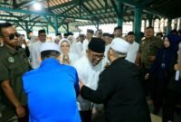 Andra Soni berziarah ke kompleks pemakaman Kesultanan Banten di Masjid Agung Banten dalam rangka menyambut HUT ke-26 Provinsi Banten