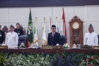 Andra Soni menghadiri Rapat Paripurna Istimewa DPRD Provinsi Banten dalam rangka Peringatan HUT ke-26 Provinsi Banten di Gedung DPRD, KP3B, Kota Serang.