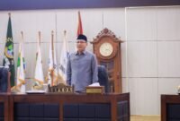 Sekda Provinsi Banten Deden Apriandhi menghadiri Rapat Paripurna DPRD Provinsi Banten di Gedung DPRD Banten, KP3B, Kota Serang
