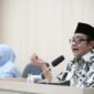 Foto Direktur Guru Pendidikan Menengah dan Pendidikan Khusus Kemendikdasmen RI, Arif Jamali Muis saat menyampaikan materinya dalam Simposium Nasional yang digelar PP KAUMY di UMY