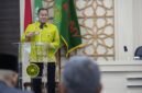 Foto Ketua BPKN RI, rof. Dr. H. Muhammad Mufti Mubarok, S.H., S.Sos., M.Si., menjadi pembicara dalam Simposium Nasional yang digelar oleh Keluarga Alumni UMY (KAUMY)